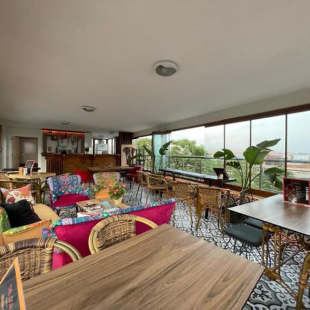 The Local Exclusive Bed and Breakfast Istanboel Buitenkant foto