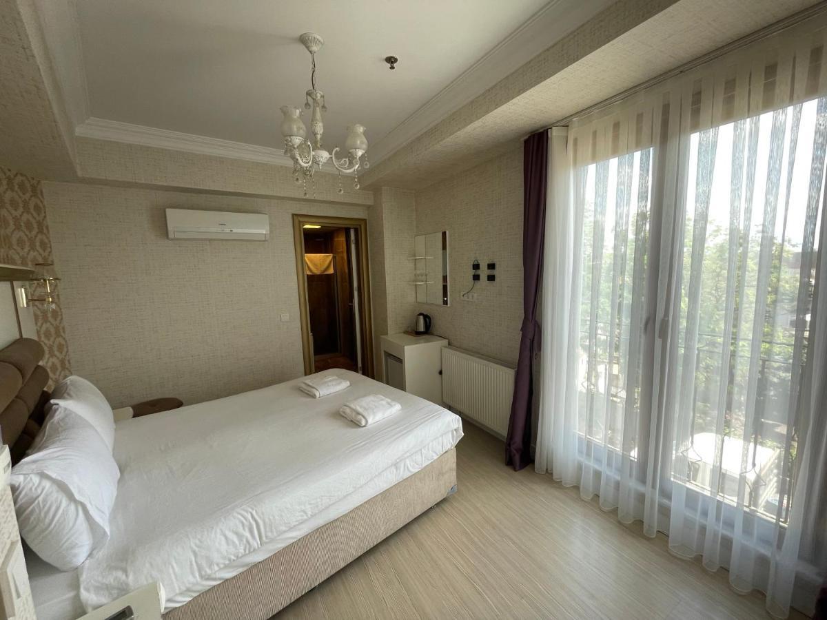 The Local Exclusive Bed and Breakfast Istanboel Buitenkant foto